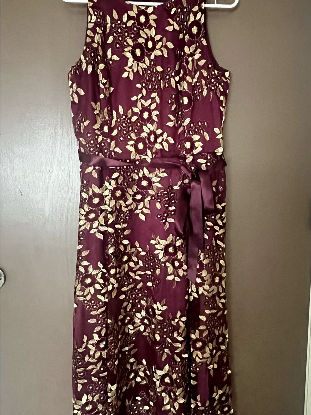 Tahari- Elegant Burgundy Floral lace Jacquard Dress with Gold Accents